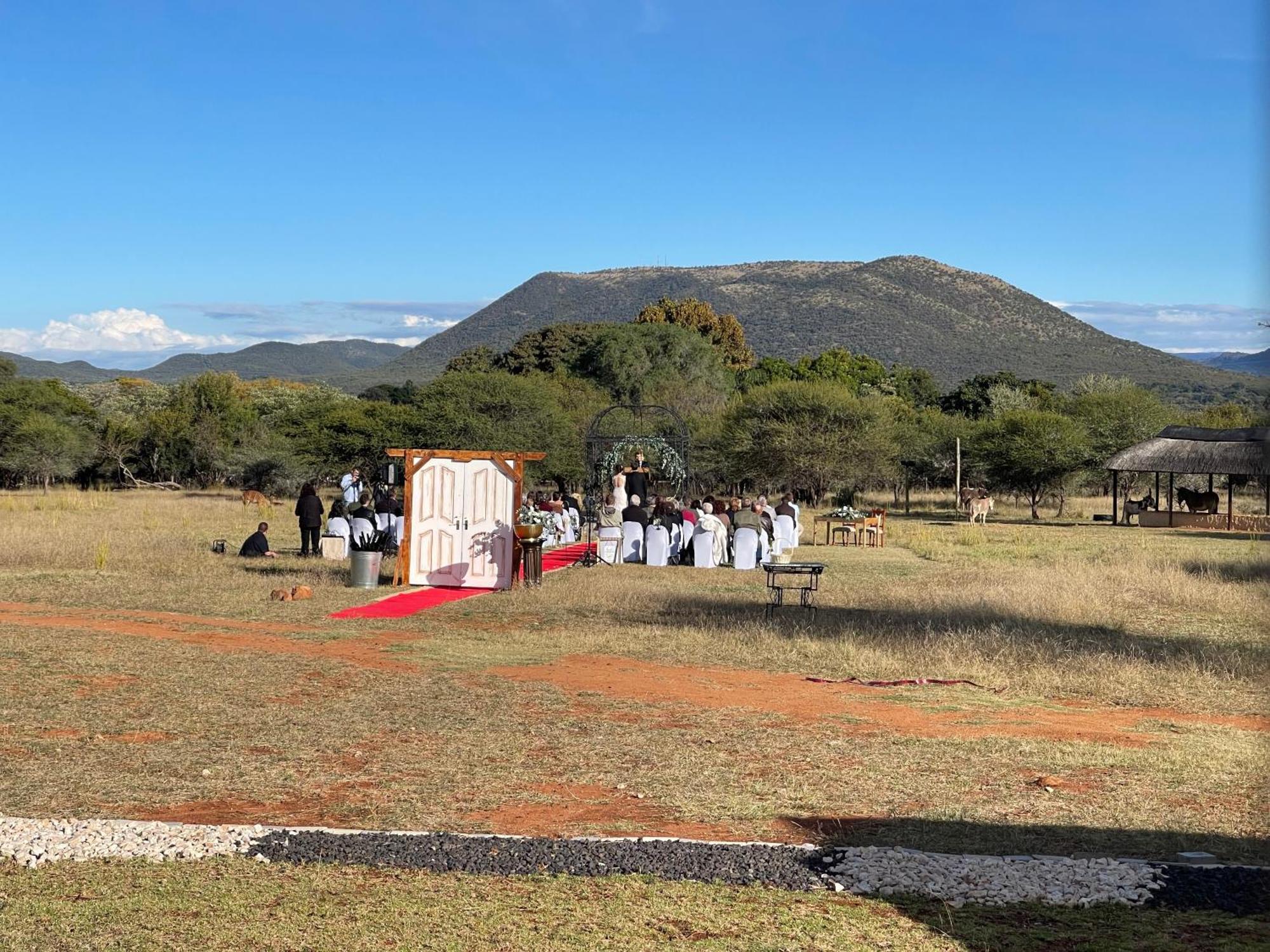 Tula Baba Game Lodge Brits Kültér fotó